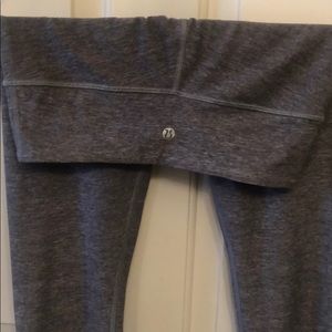 Lululemon Low Rose Wunder Under 28” Gray